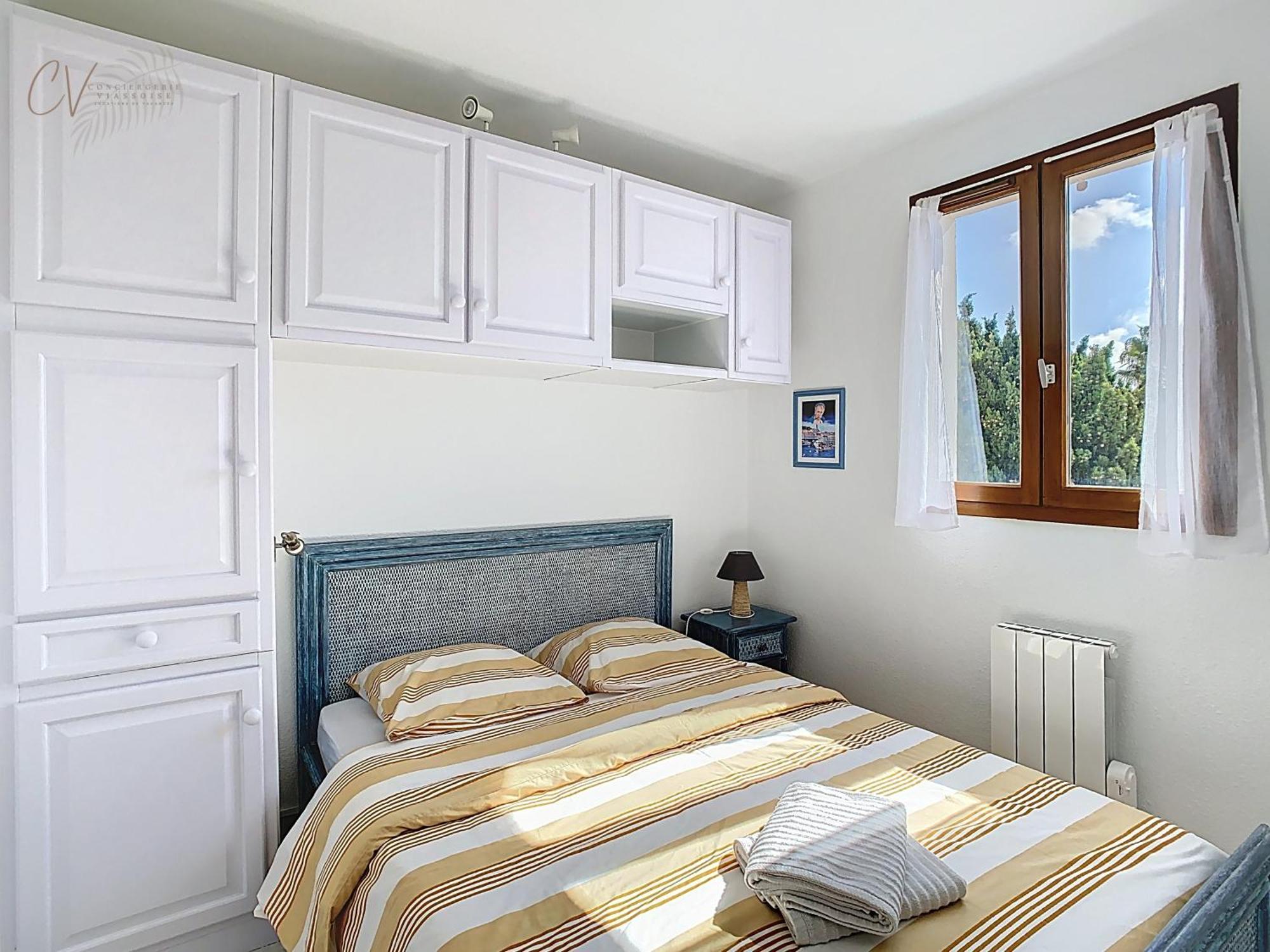Petit Coin De Paradis Dans Residence Avec Piscine Vias Exterior foto